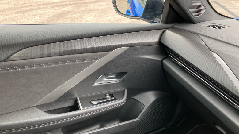 Vauxhall Astra 1.2 Turbo 130 Ultimate 5dr Petrol Hatchback